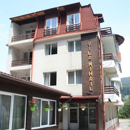 Vila Mihail Hotel Buşteni Zewnętrze zdjęcie